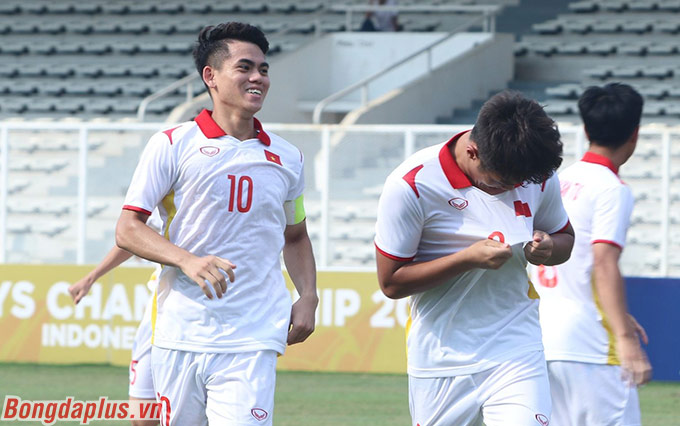 U19 Việt Nam tiến gần tới bán kết khi thắng U19 Myanmar