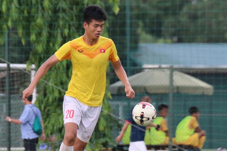 Danh sách U16 Việt Nam đá giải Đông Nam Á: Có trung vệ 15 tuổi cao 1m91!