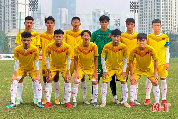 Cầu thủ người Hà Tĩnh dự giải U16 Đông Nam Á