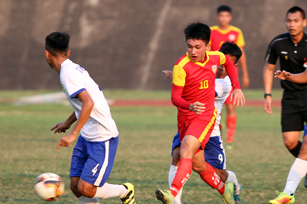 Cầu thủ Hà Tĩnh tạo ấn tượng trên sân phủi HPL S9