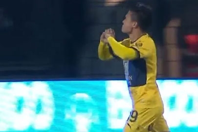 Chiêm ngưỡng bàn thắng đầu tiên của Quang Hải cho Pau FC