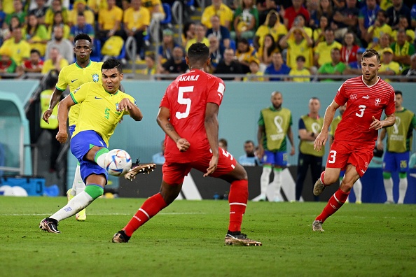 Brazil, Bồ Đào Nha vượt qua vòng bảng World Cup